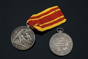Hong Kong plague medal, England, 1894. Science Museum, London